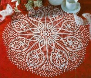 Оригинальная салфетка крючком